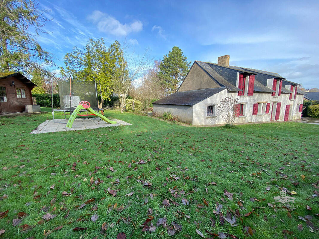 Maison à GRANDCHAMPS-DES-FONTAINES