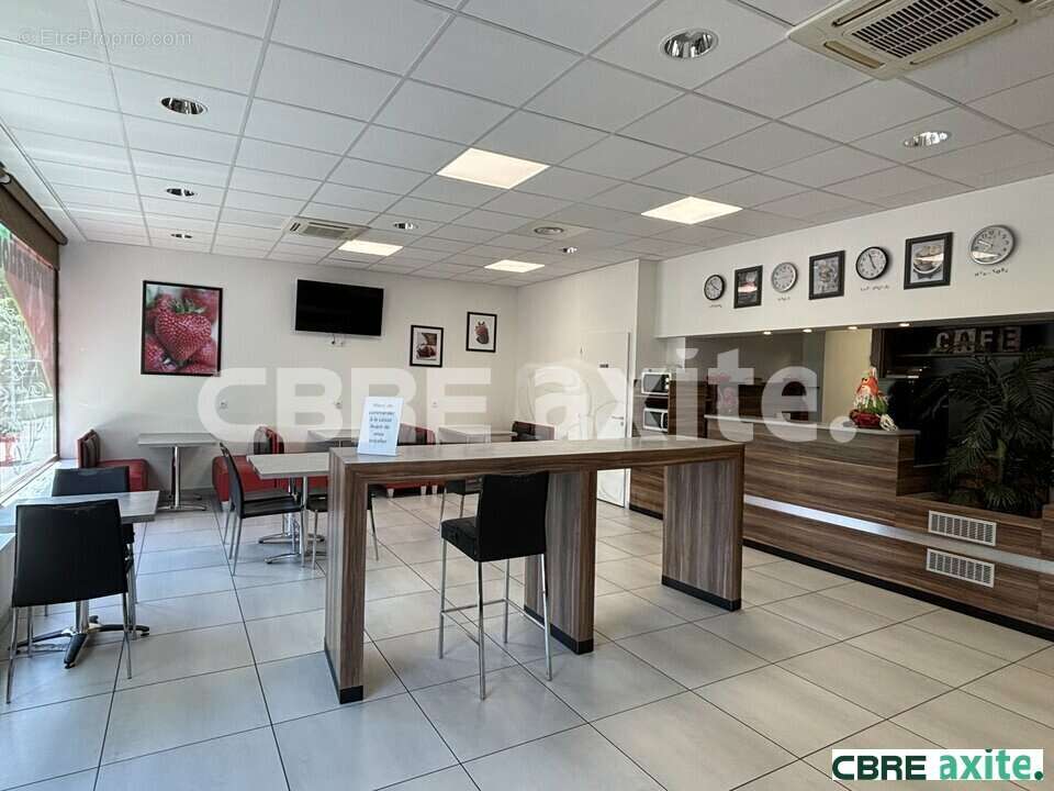 125 m² à Bourgoin-Jallieu  - photo 2
