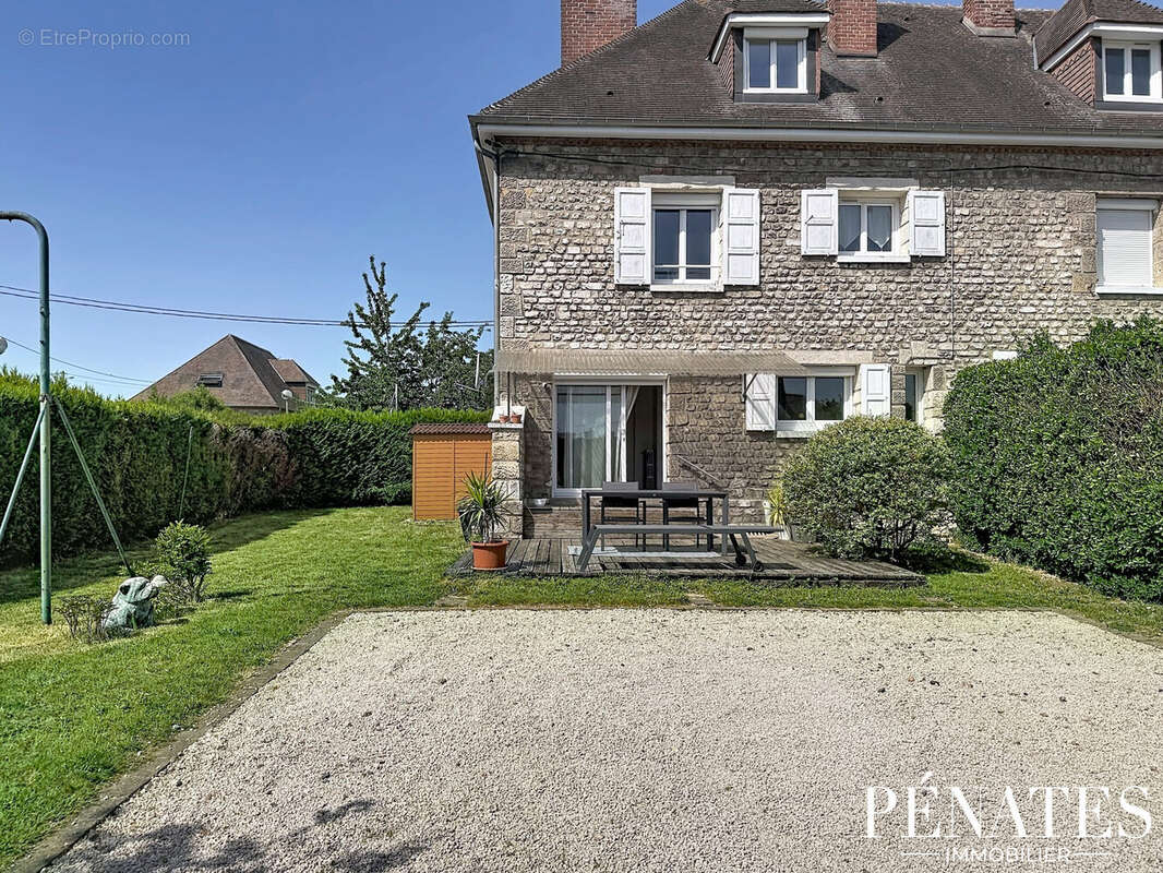 Maison à SOTTEVILLE-LES-ROUEN