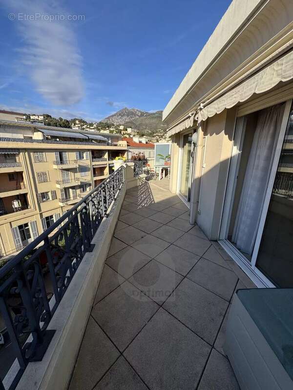Appartement à MENTON