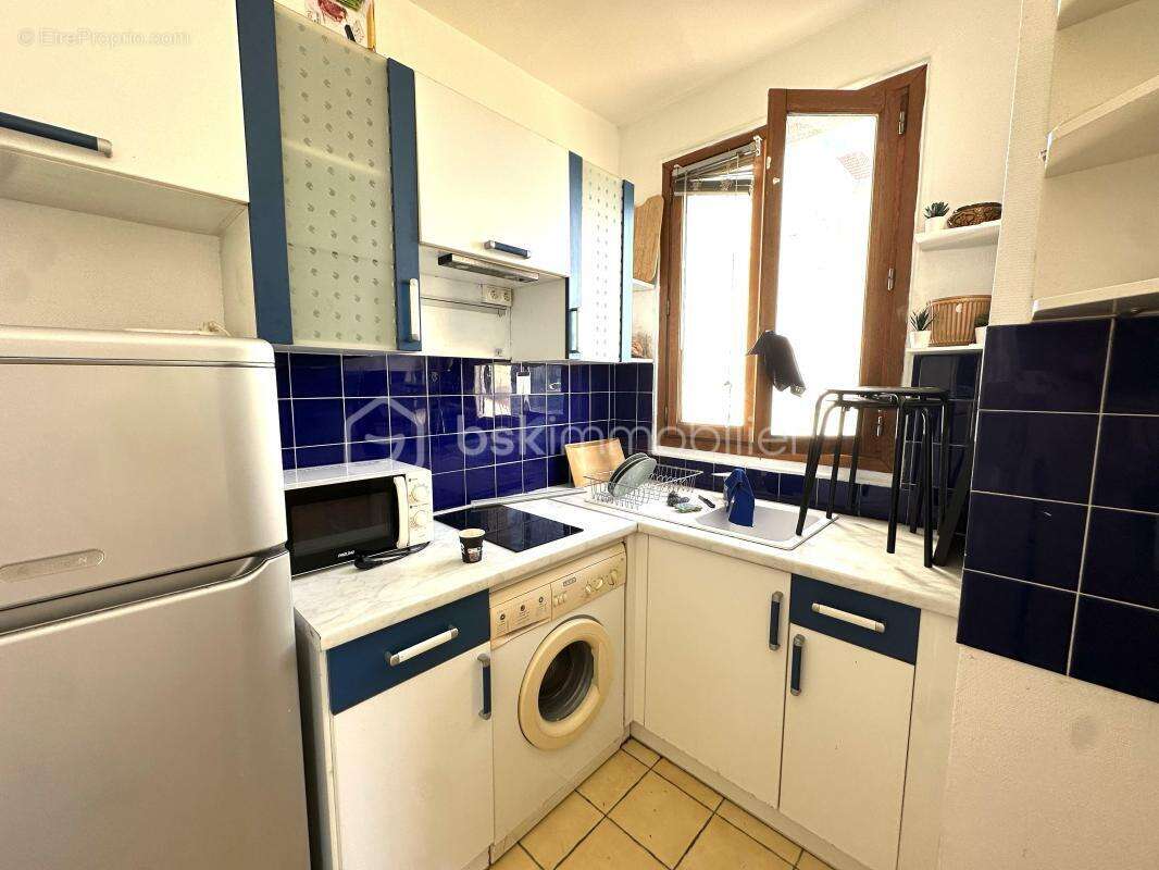Appartement à LA GARENNE-COLOMBES
