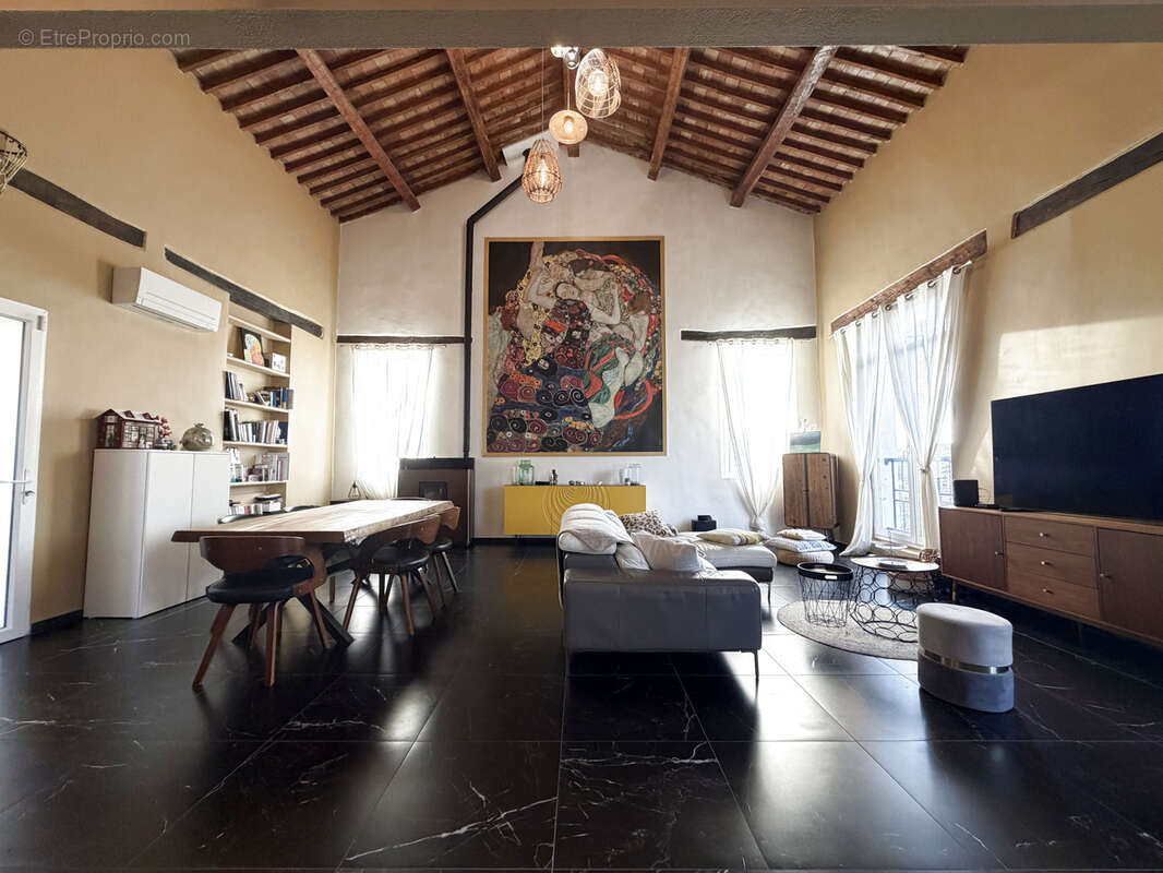 Appartement à PLAN-DE-CUQUES