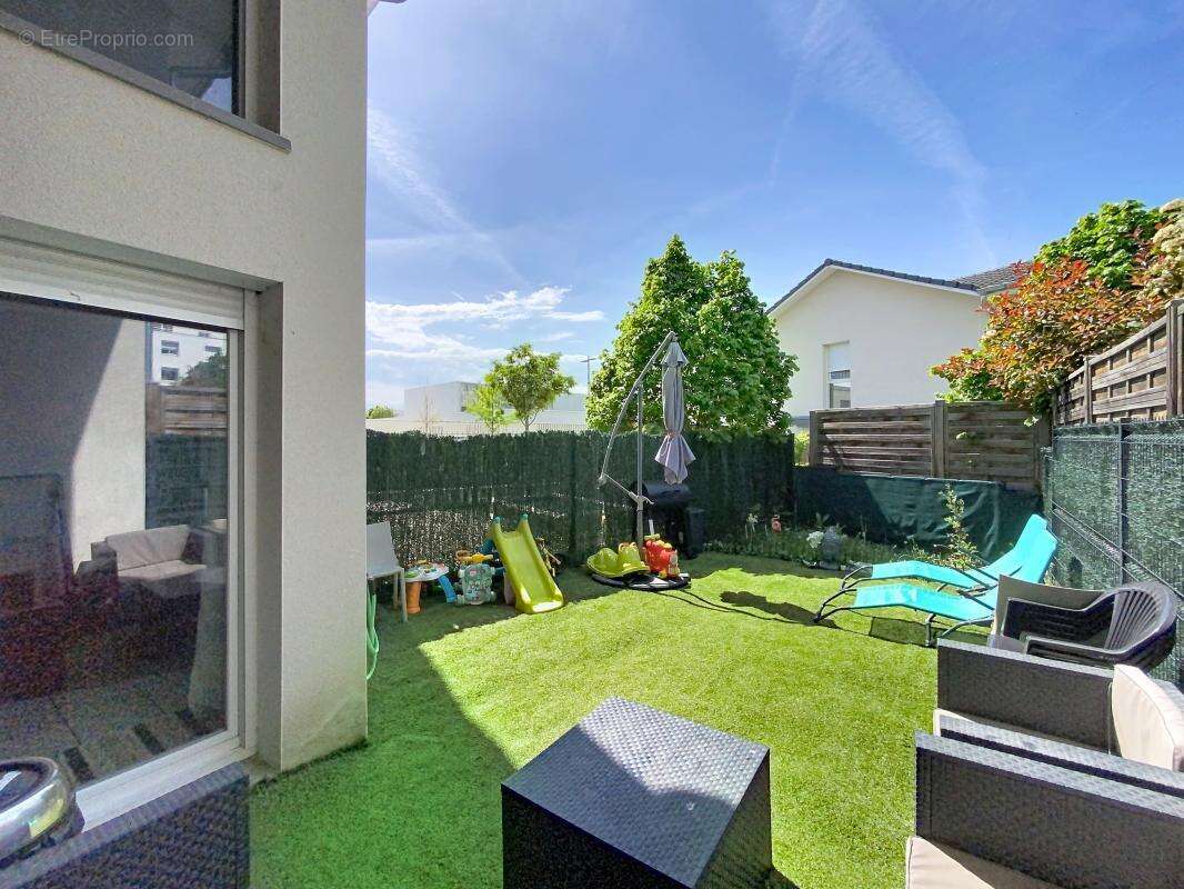 Appartement à GRIGNY