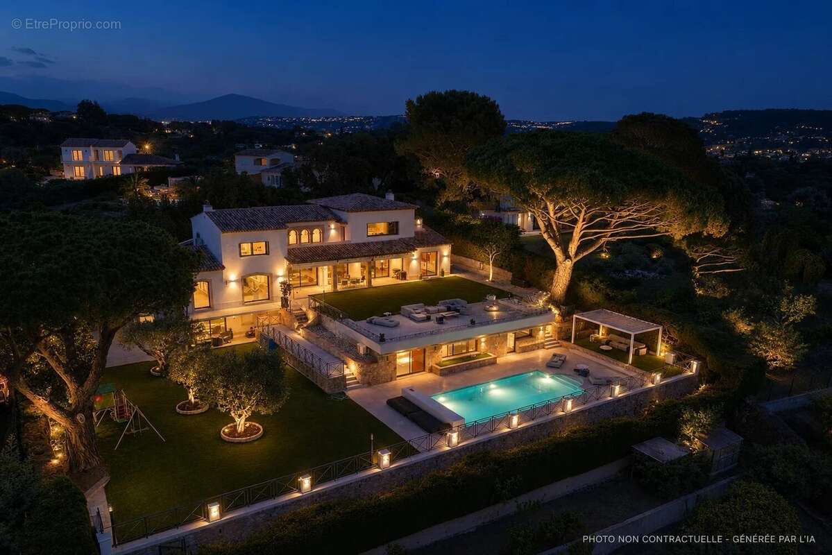 Maison à MOUGINS