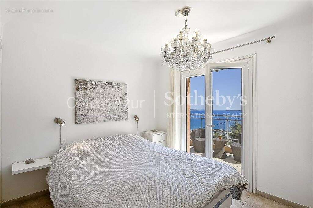 Maison à THEOULE-SUR-MER