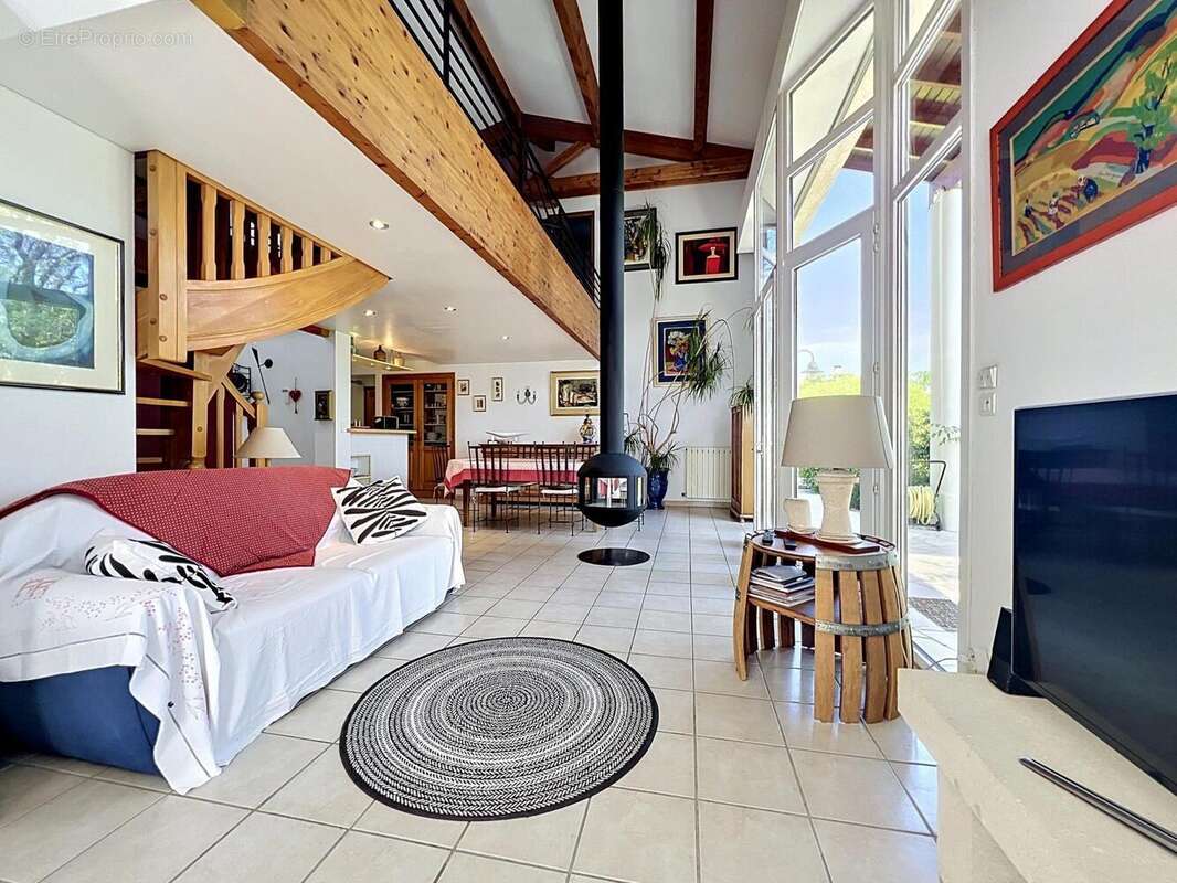Photo 2 - Maison à GRABELS