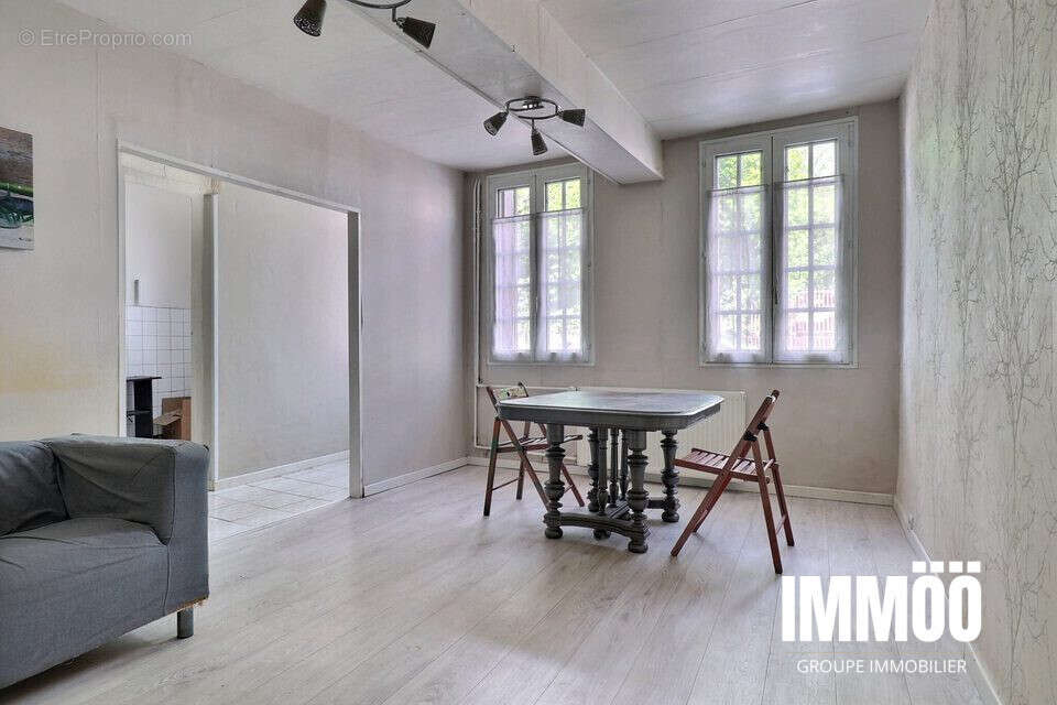 Maison 97 m² à Deville-Les-Rouen  - photo 3