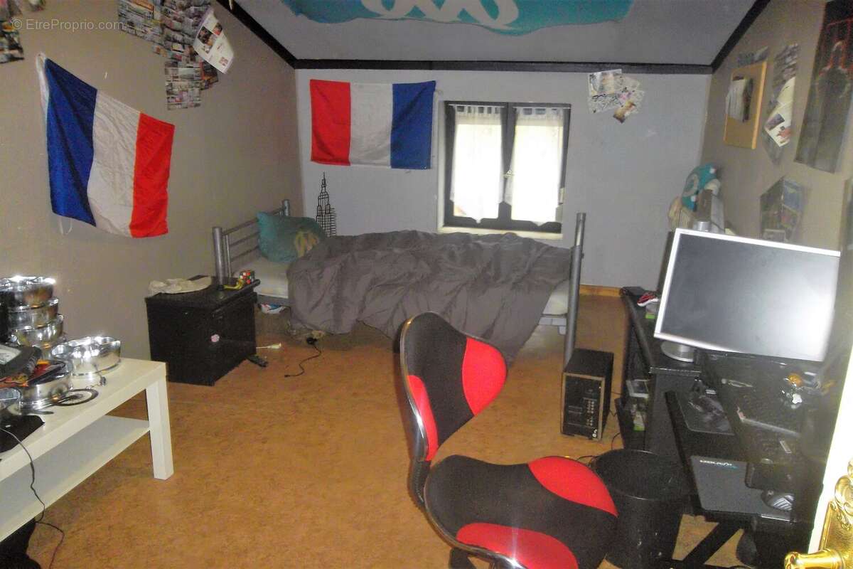 Maison à GESPUNSART