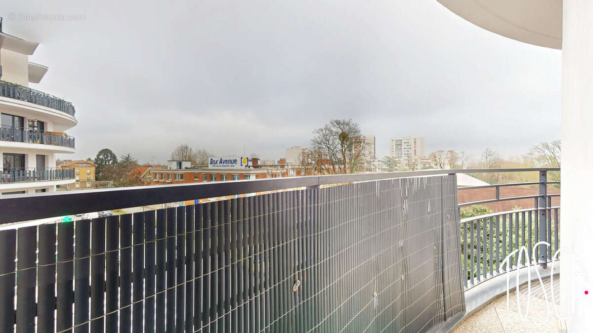 Appartement à THIAIS