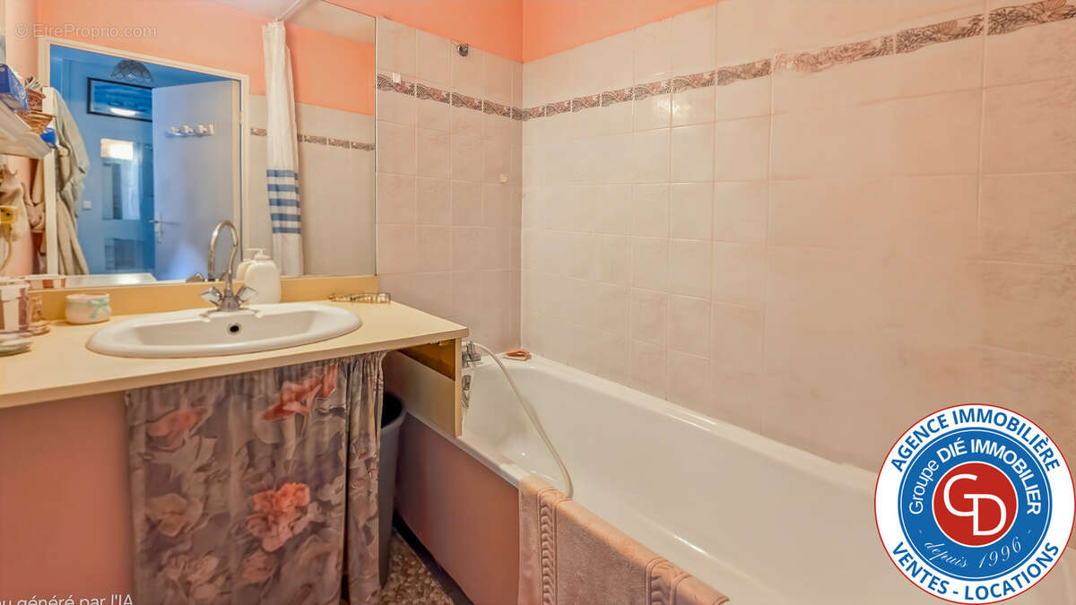 Appartement de type 2 avec balcon et piscine - photo 9