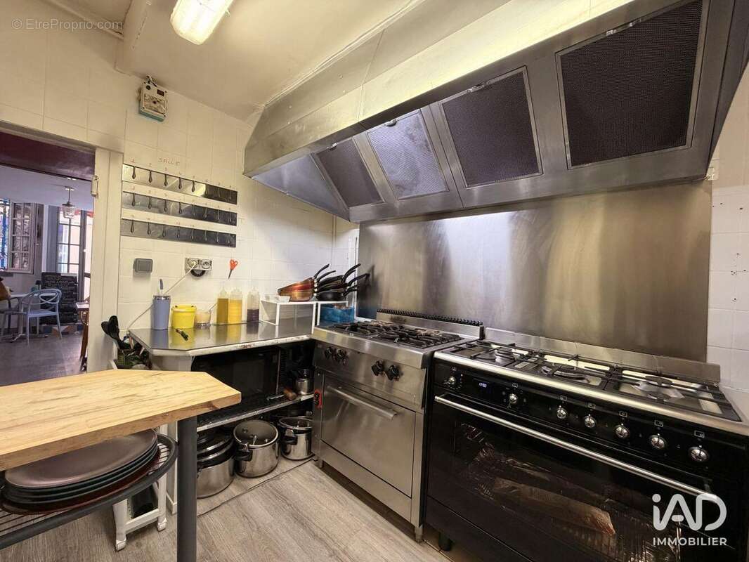 Photo 6 - Commerce à SANARY-SUR-MER