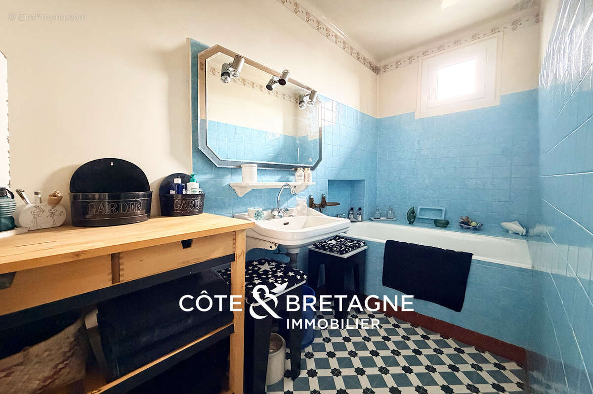 Maison à vendre à yffiniac   deux maisons indépendantes sur une même propriété  réf : 2026152 - photo 11