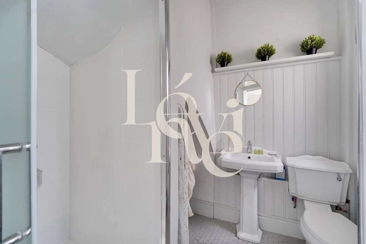 Appartement à PARIS-5E