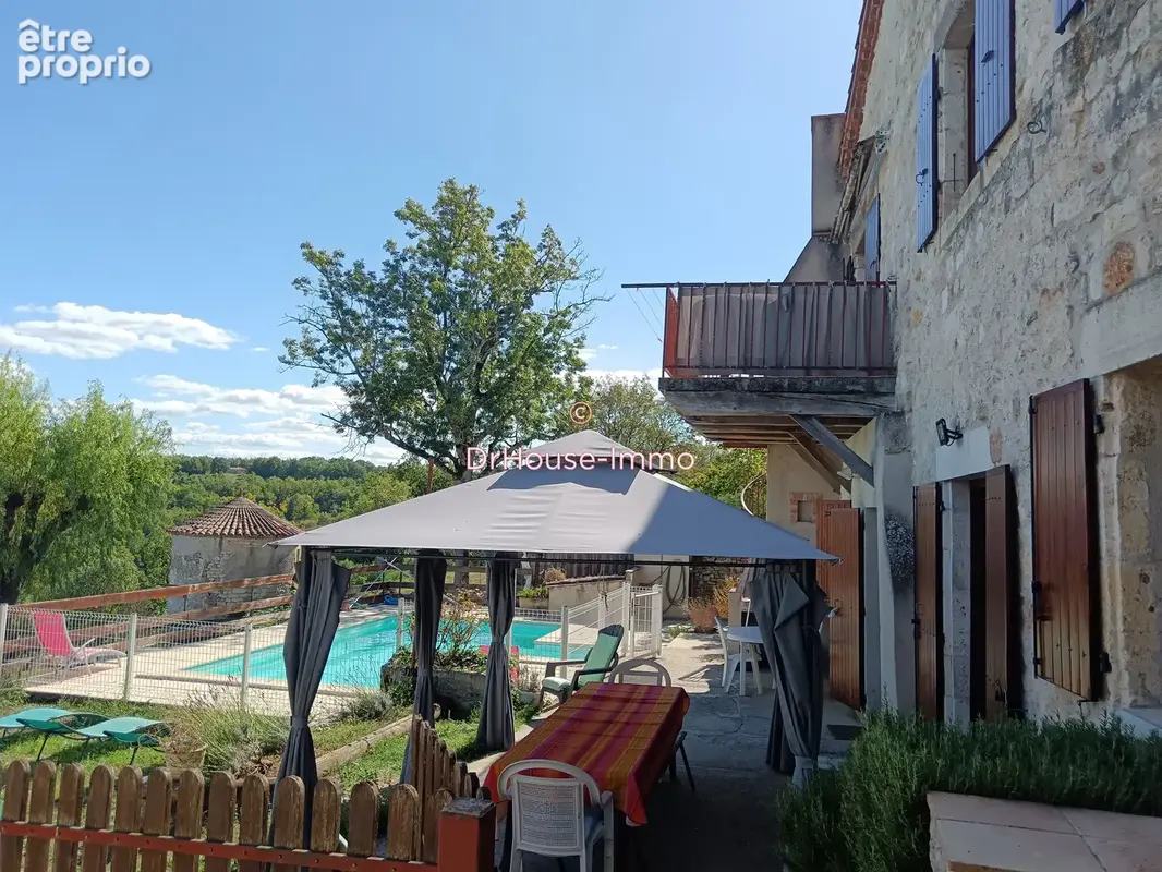 Maison 12 pièces 286 m² à vendre à Serignac (46700) - photo 7