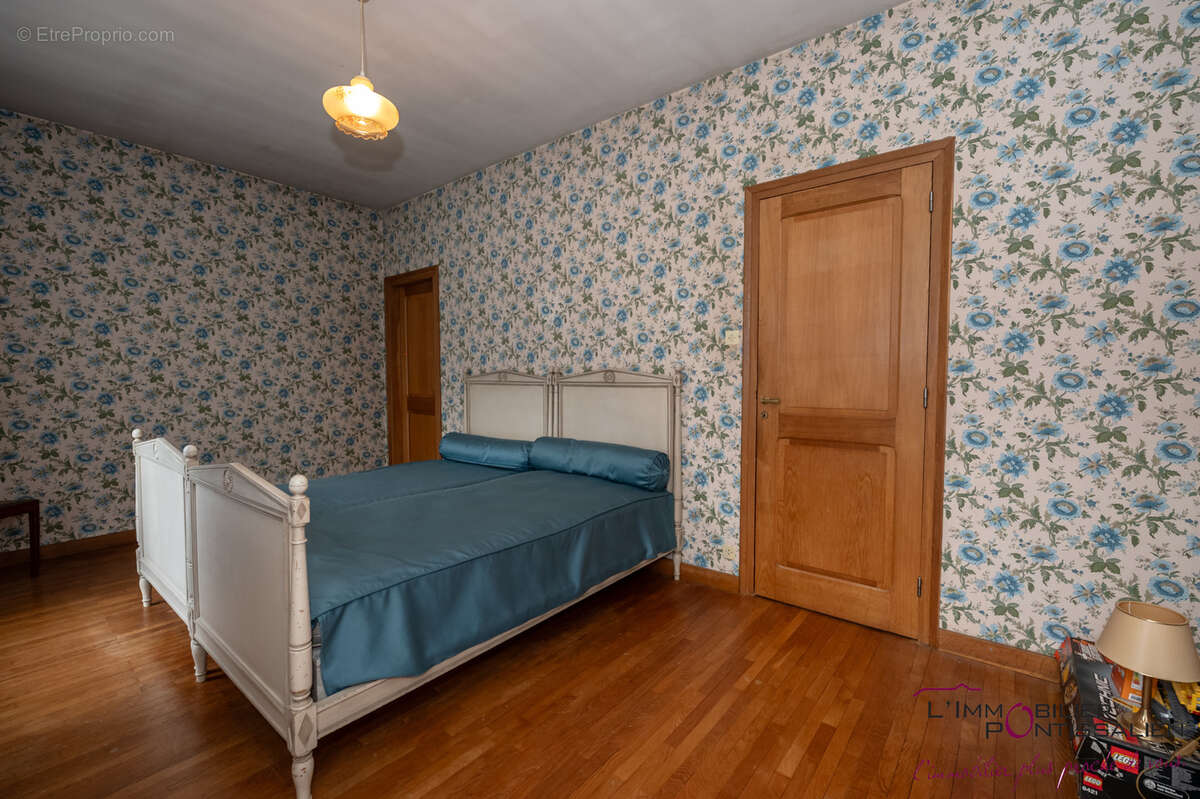 MAISON DE 208 m2 SUR 733 m2- Proche frontière - photo 26