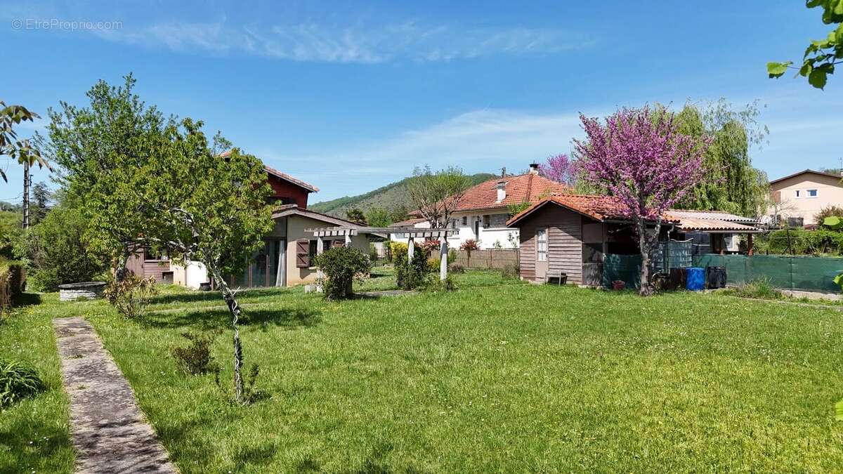 Maison à MONTJOIE-EN-COUSERANS