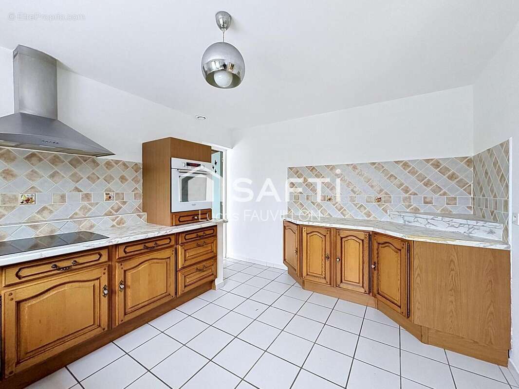 Maison 140 m² à Montesquieu-Volvestre  - photo 2