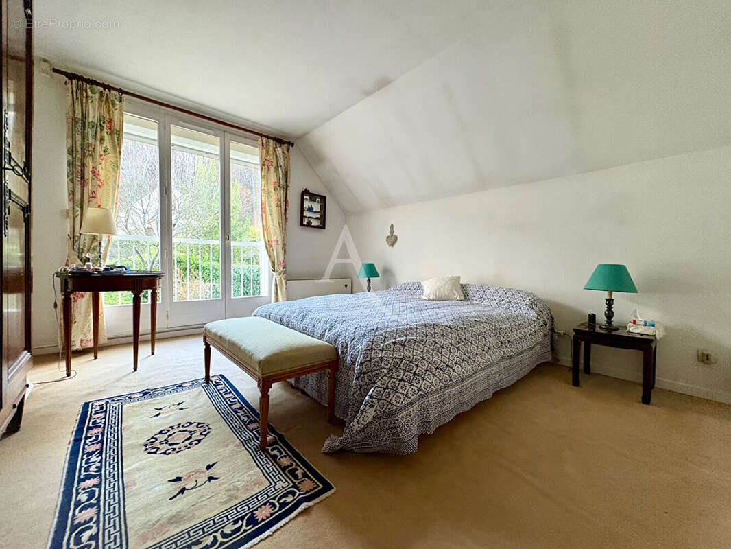 Maison à GIF-SUR-YVETTE