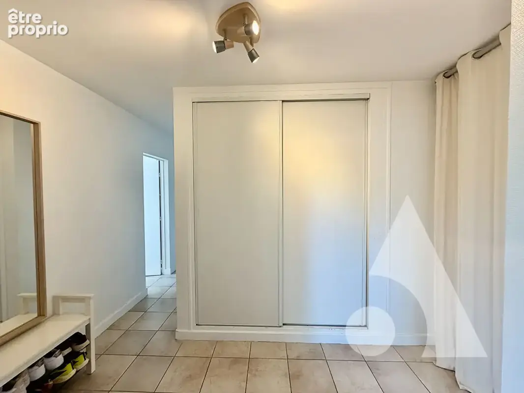 Appartement Saint Andre Les Vergers 2 pièce(s) 53.91 m2  balcon - photo 5