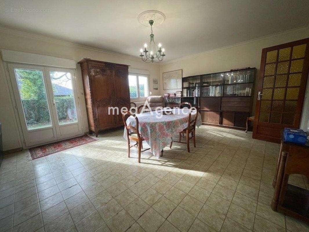 Maison à LARMOR-BADEN