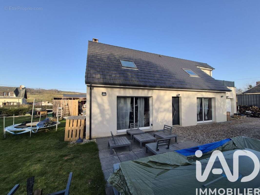 Maison 138 m² à Dancourt  - photo 2