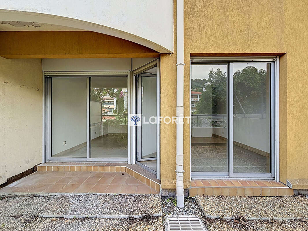 Appartement à ROQUEBRUNE-CAP-MARTIN