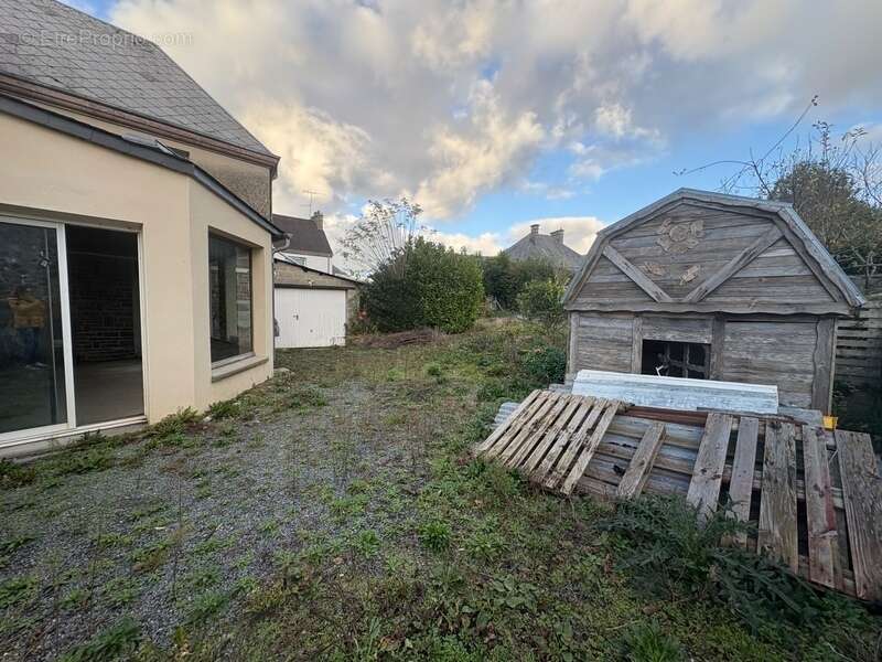 Maison à LA CHAPELLE-EN-JUGER