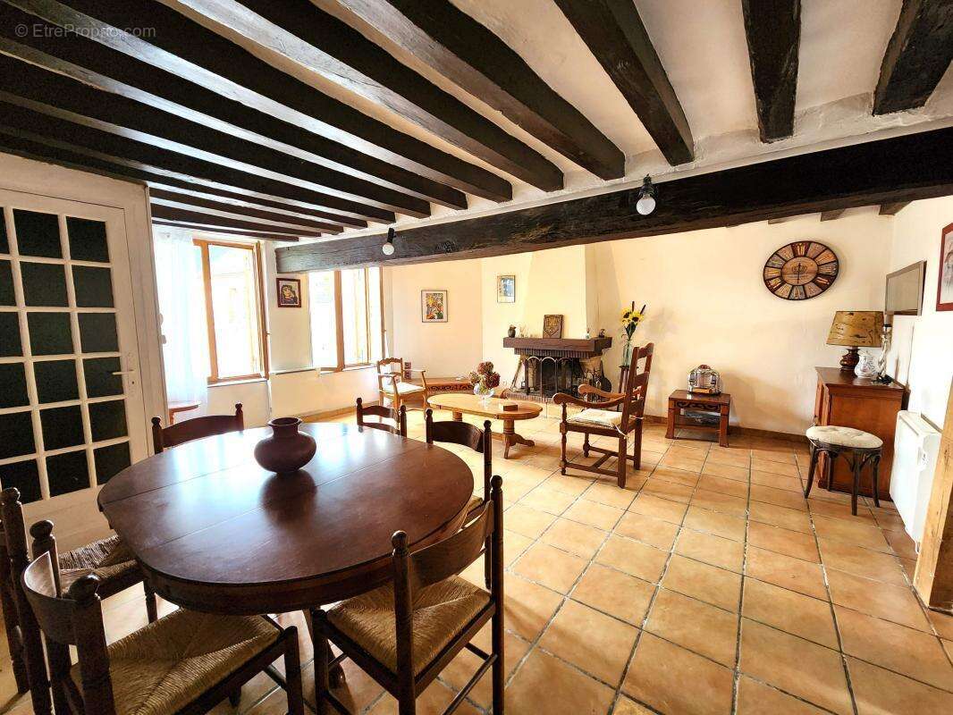 Maison à LA FONTENELLE