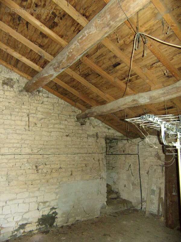 Maison à PAIZAY-LE-CHAPT