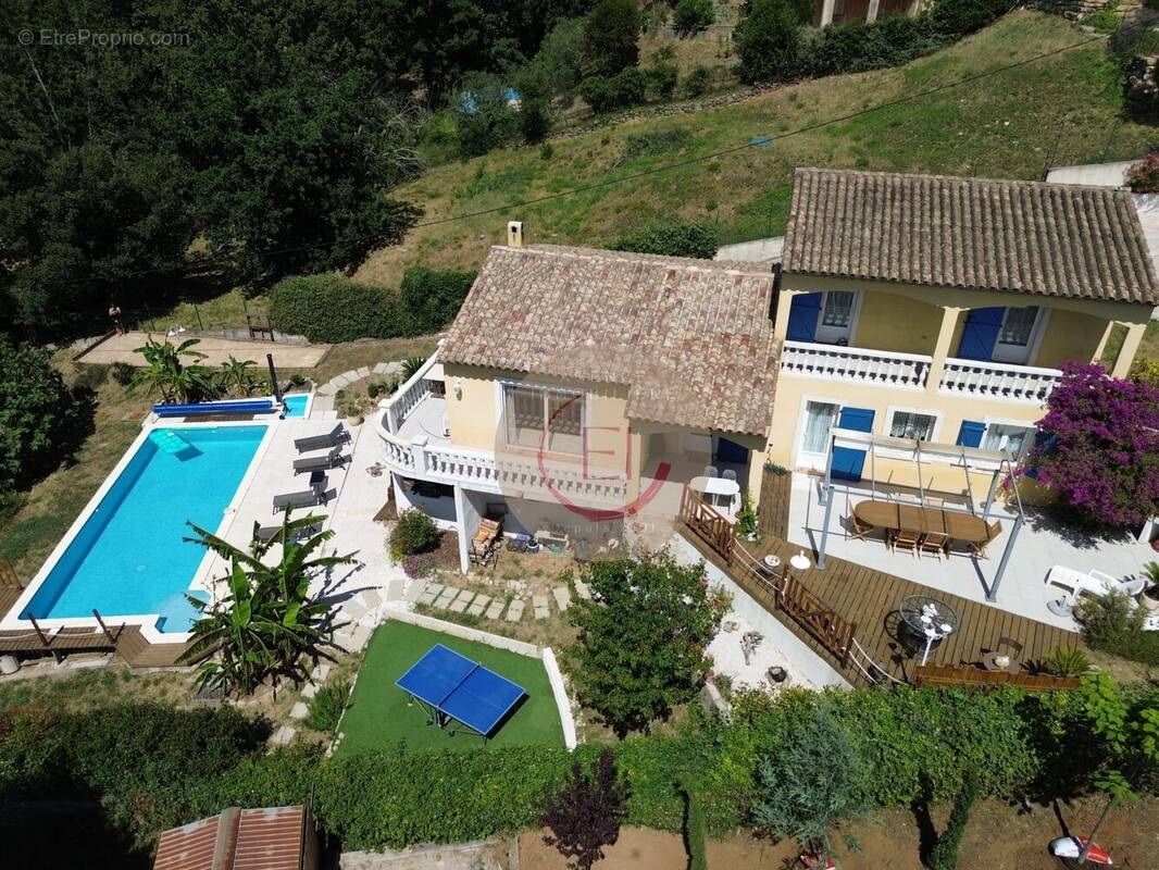 Maison à LES ADRETS-DE-L'ESTEREL
