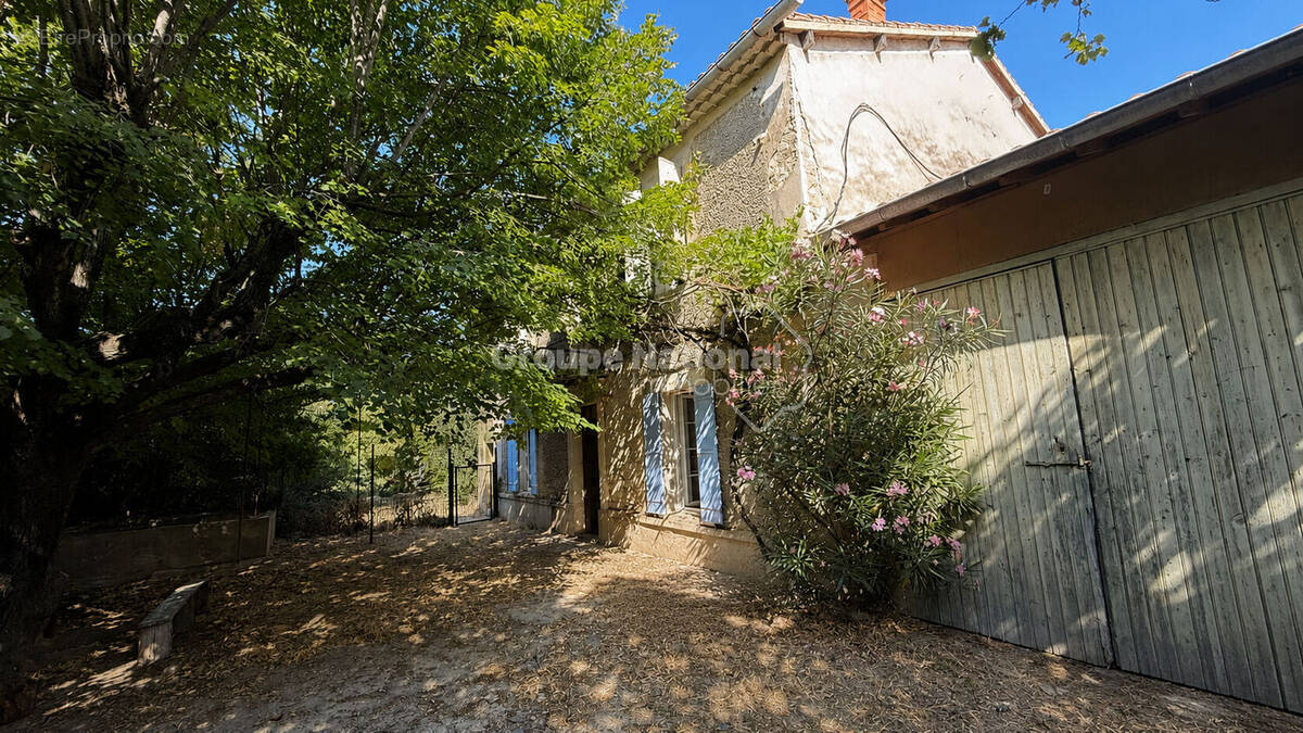 Maison à VACQUEYRAS