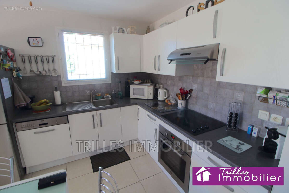 Appartement à SAINT-LAURENT-DE-LA-SALANQUE