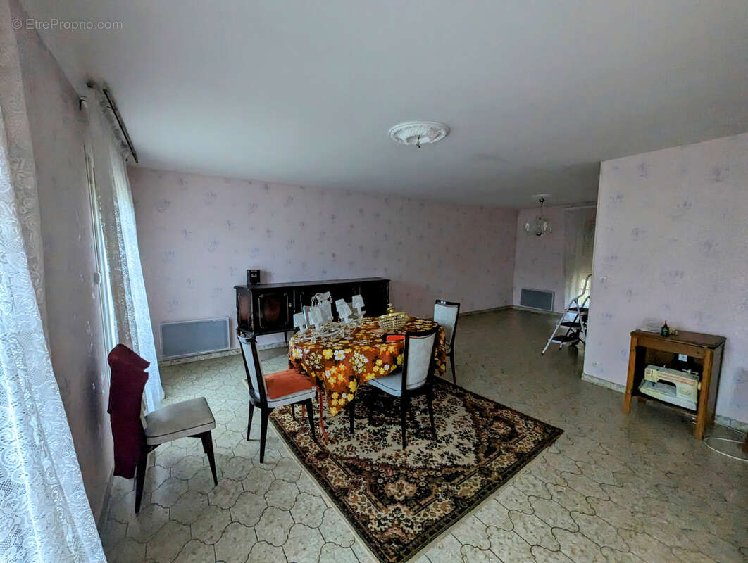 Maison à MONTBARD