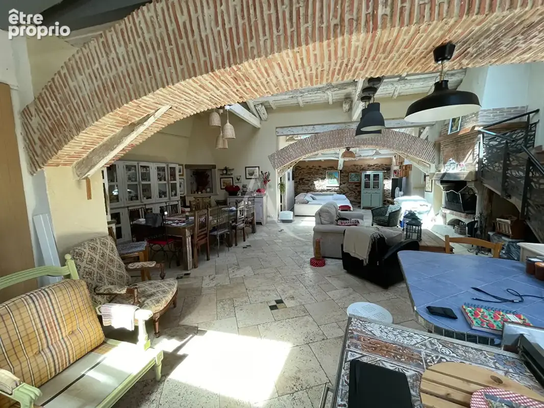 Sainte Gemme, maison de type 7  de 261 m² - photo 2