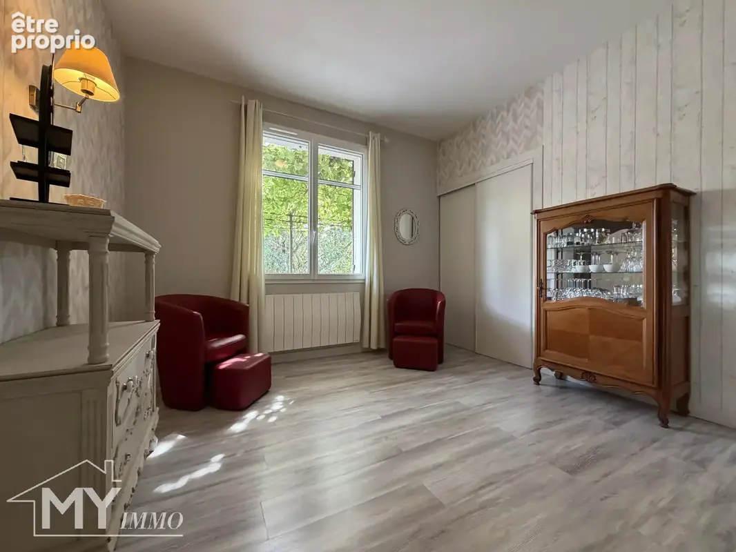 St Pey de Castet : Maison traditionnelle avec 6 chambres, jardin et accès Dordogne. - photo 9