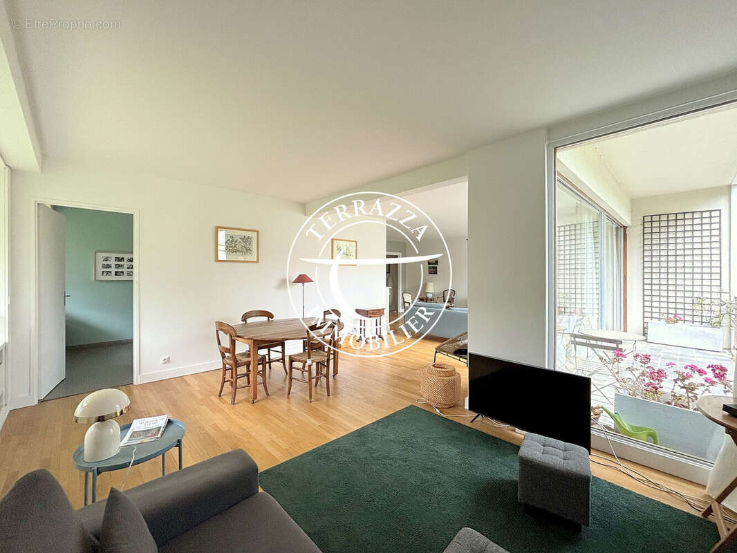Appartement à LOUVECIENNES