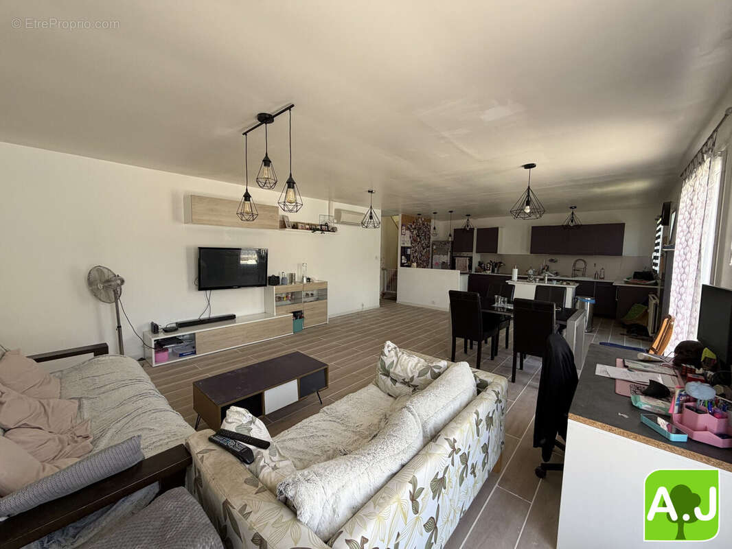 Maison 125 m² à Breval  - photo 3