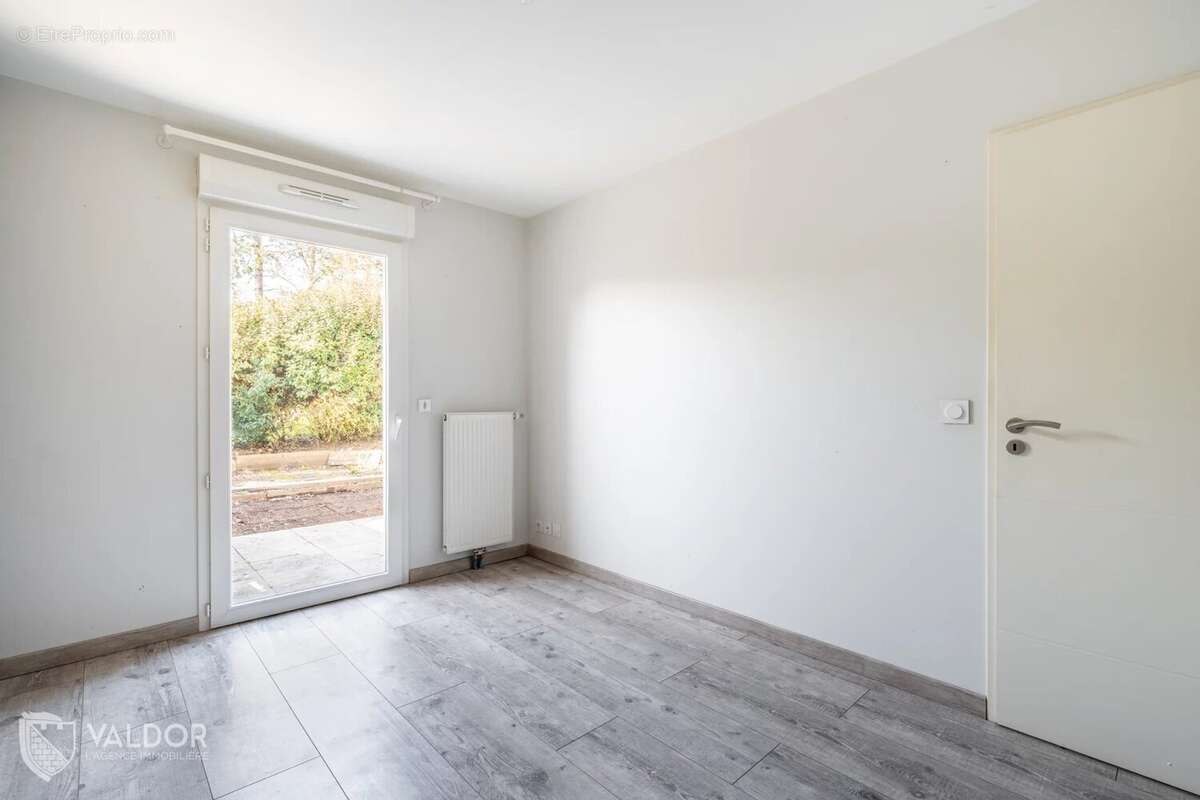 Appartement à ANSE