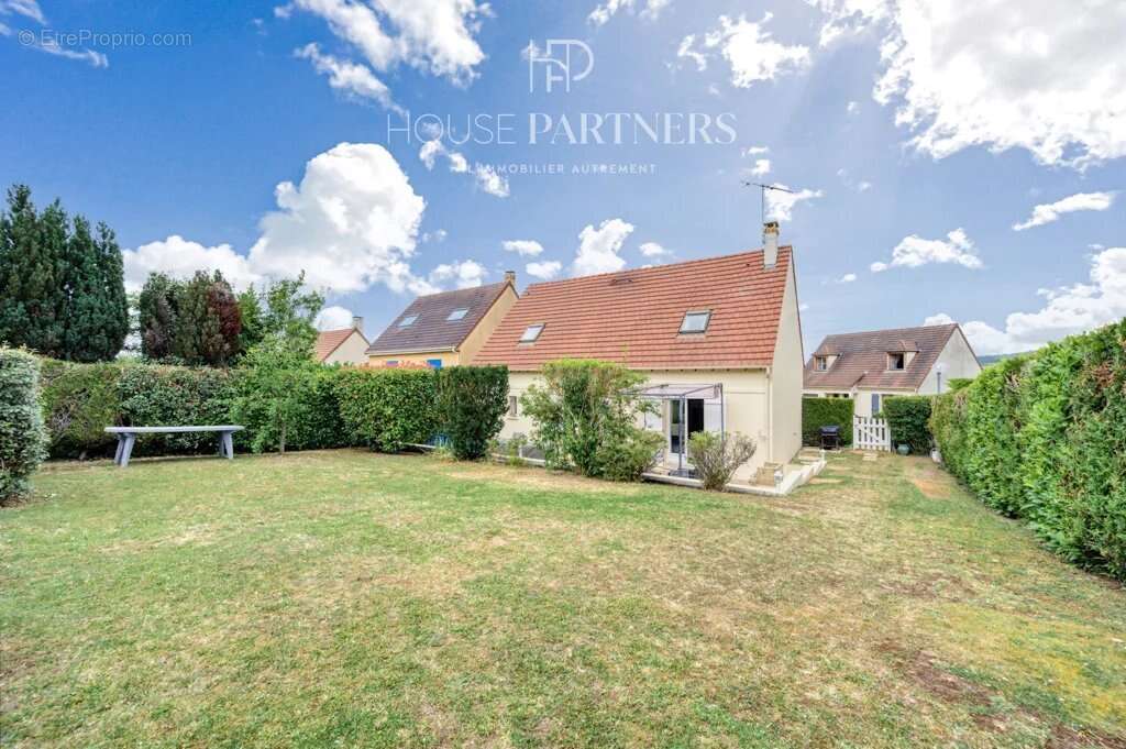 Maison à ECQUEVILLY