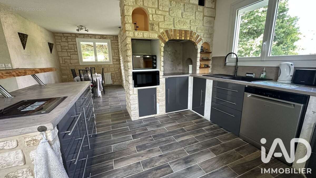 Maison 88 m² à Fay-Les-Nemours  - photo 5
