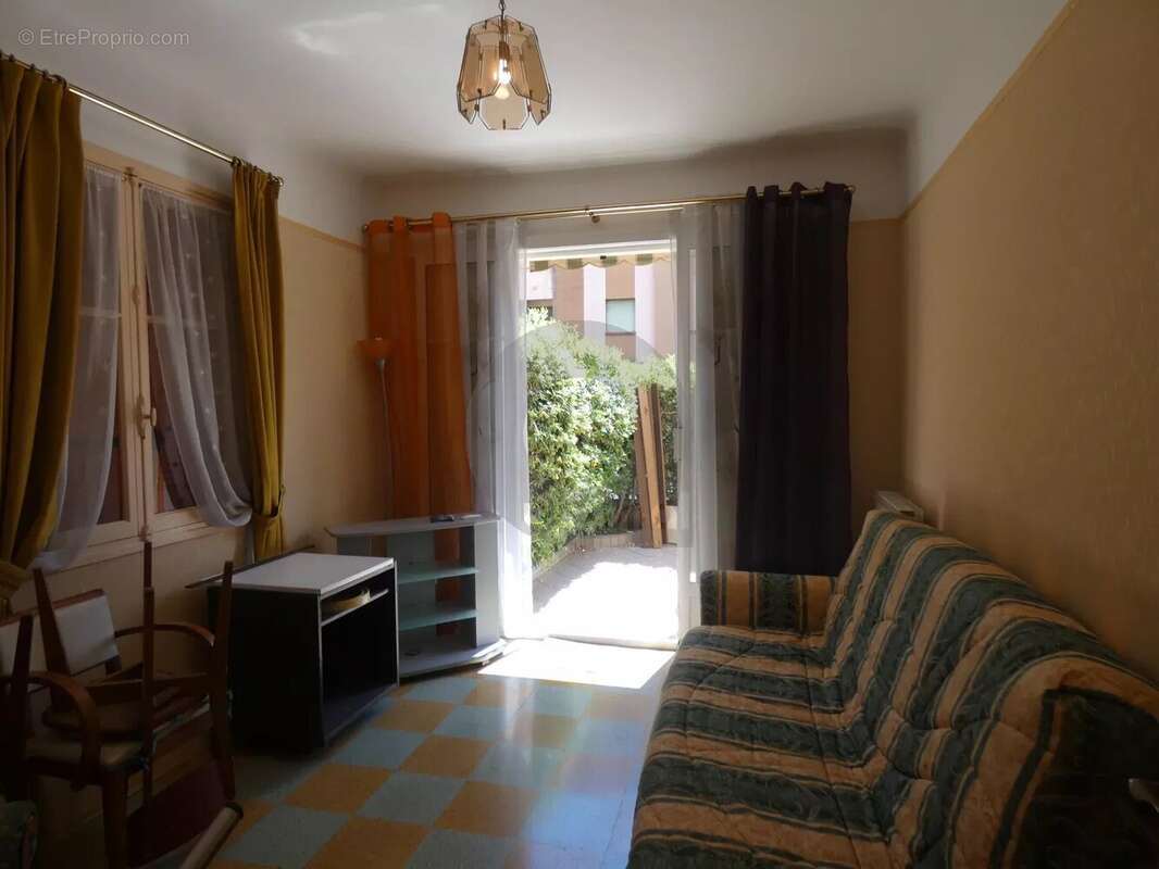 Appartement à ROQUEBRUNE-CAP-MARTIN