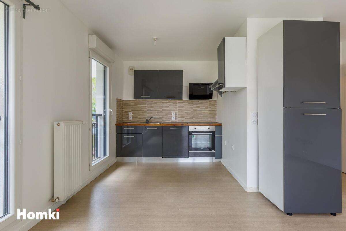 Appartement à BEAUCHAMP