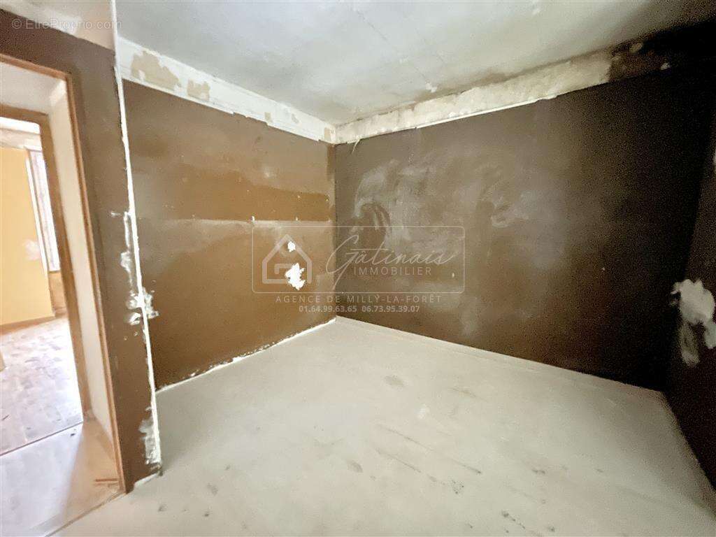 Maison à MILLY-LA-FORET