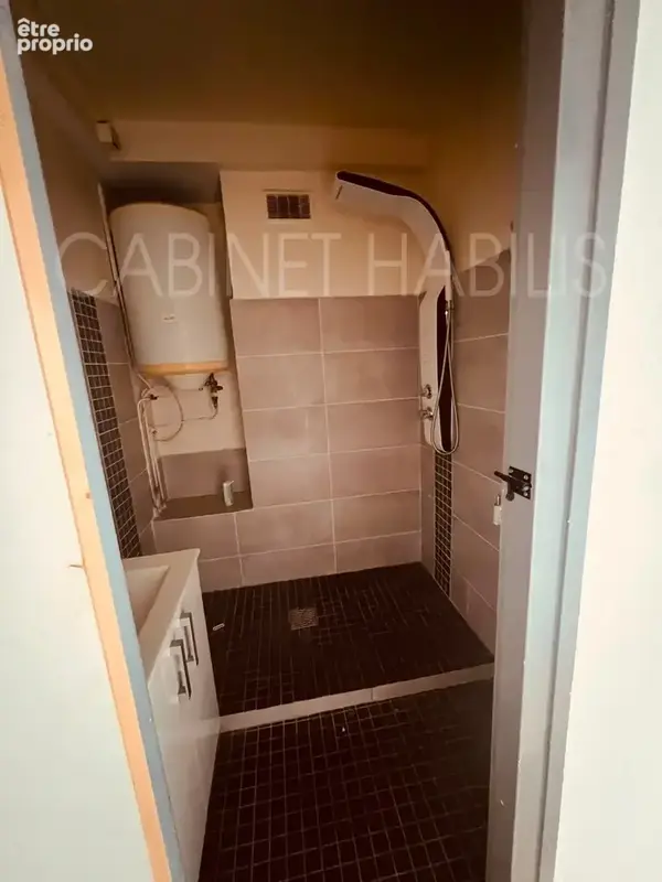 A vendre - appartement f 2  45.66 m2 environ - saint denis - 175 000 € - photo 6