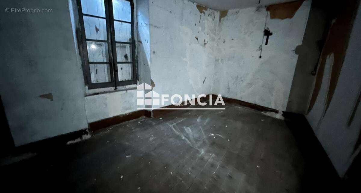 Maison à ROQUECOURBE