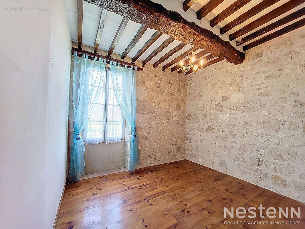 Maison à LARROQUE-SUR-L&#039;OSSE