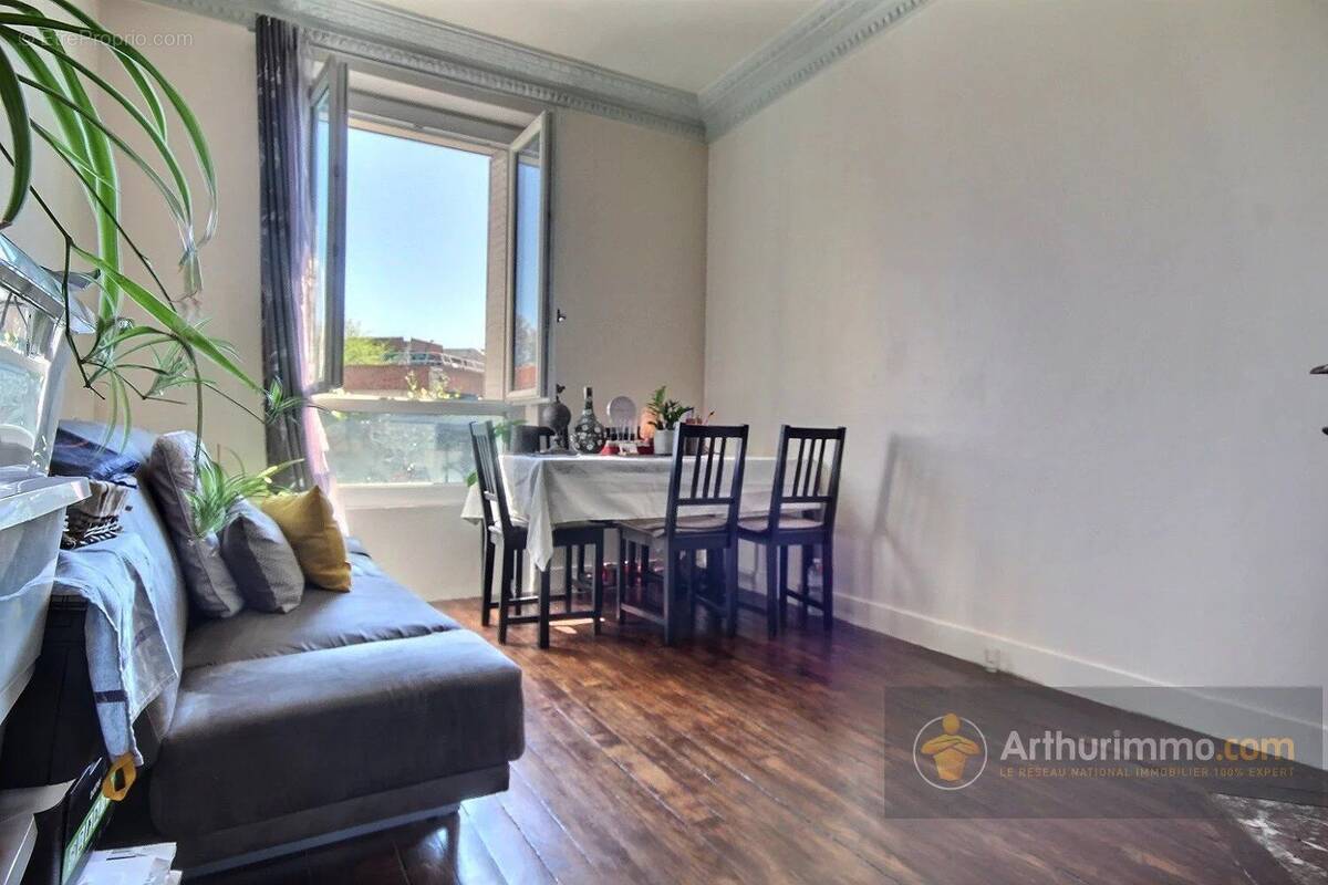 Appartement à IVRY-SUR-SEINE