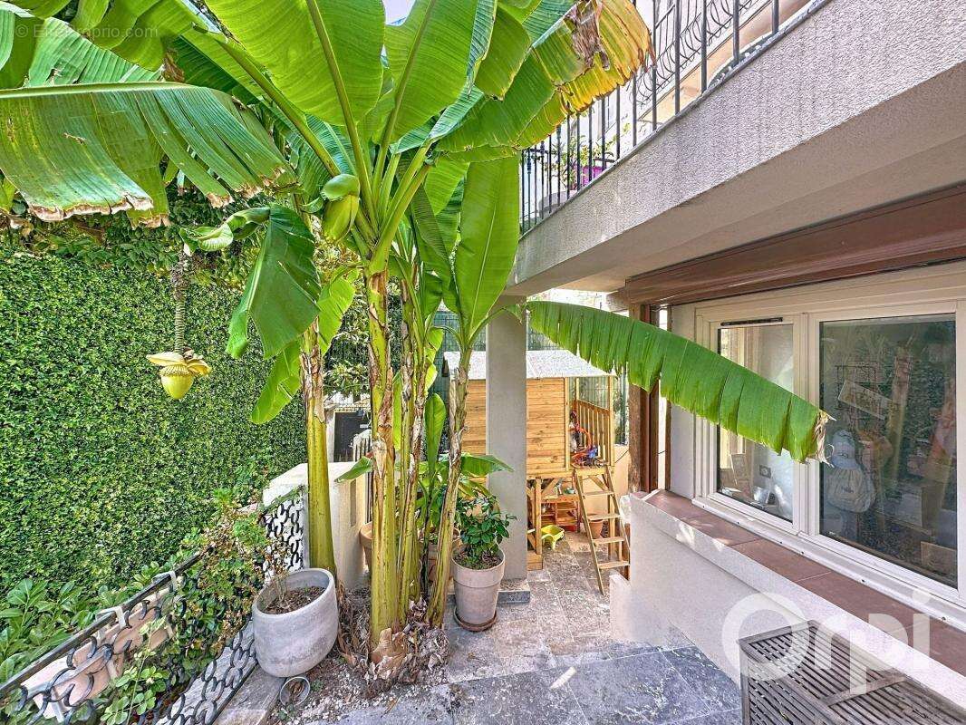 Maison à VILLENEUVE-LOUBET