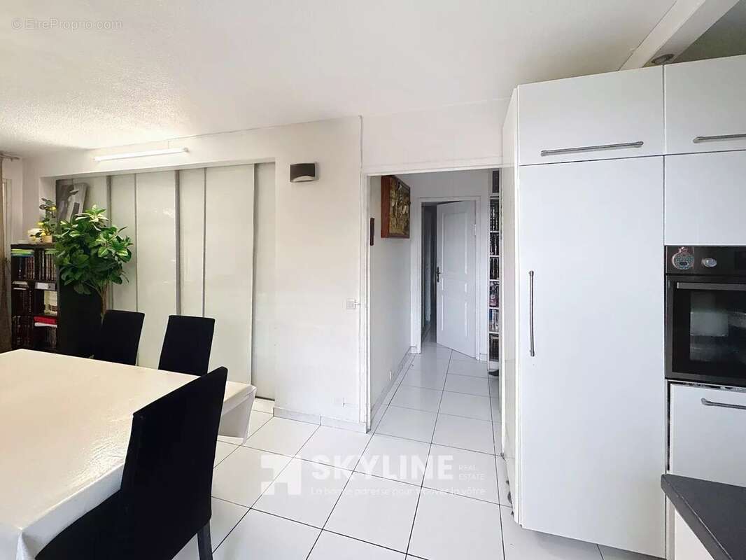 Appartement à MARSEILLE-10E