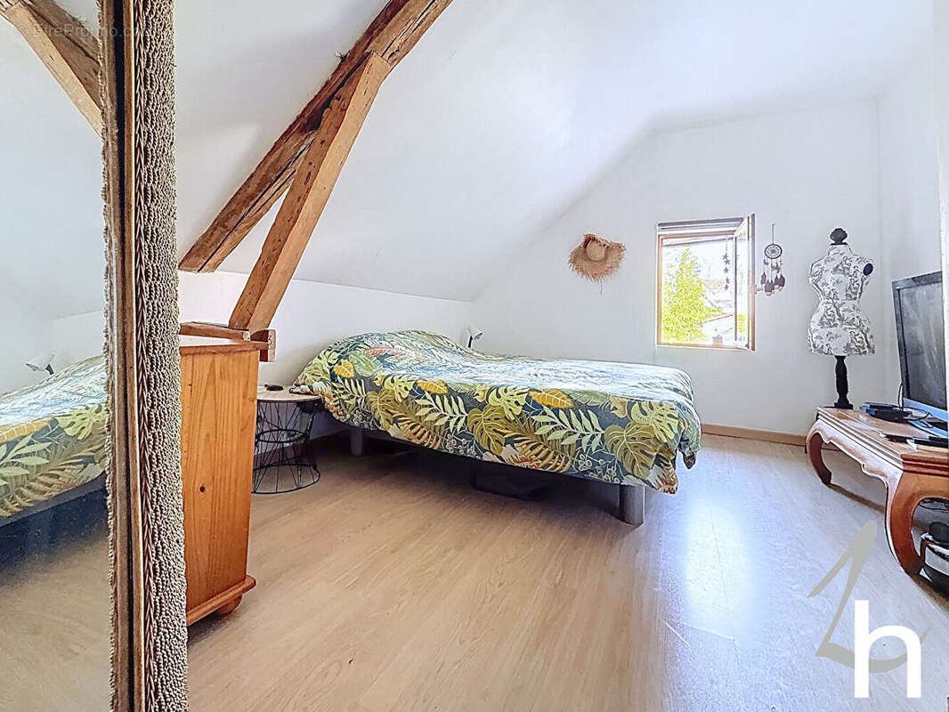 Maison à BRETTEVILLE-SUR-ODON